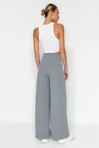 Trendyolmilla Yunus Gri Cırt Cırt Kapamalı Yüksek Bel Pileli Wide Leg/Geniş Kesim Örme Pantolon TWOAW24PL00177