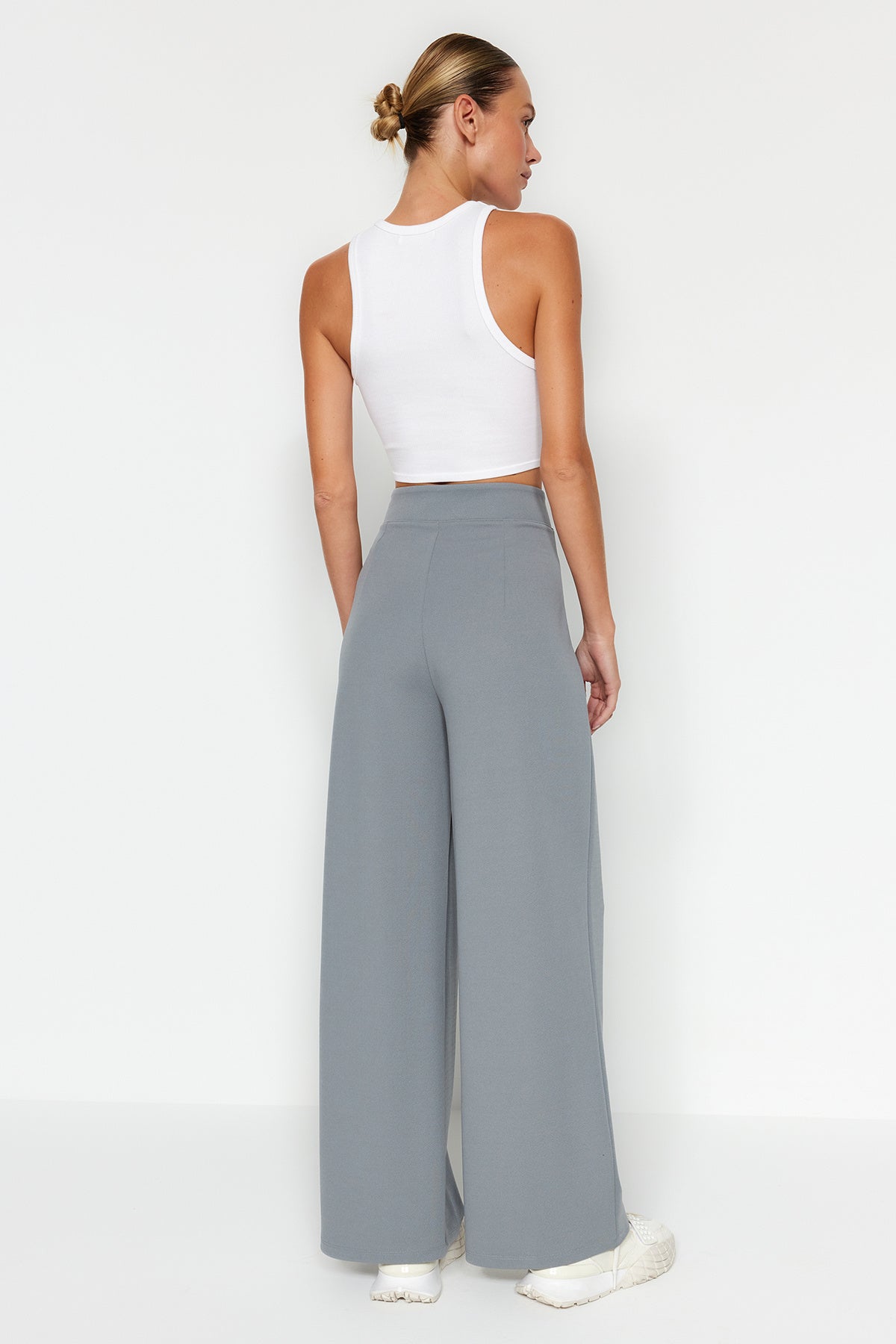 Trendyolmilla Yunus Gri Cırt Cırt Kapamalı Yüksek Bel Pileli Wide Leg/Geniş Kesim Örme Pantolon TWOAW24PL00177