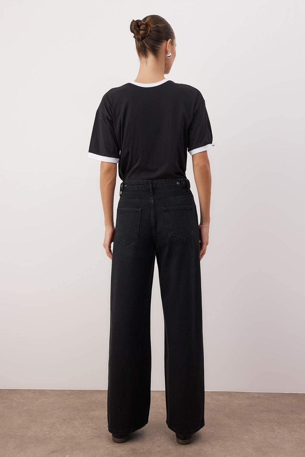 Trendyolmilla Mavi Beli Ayarlı Yüksek Bel Wide Leg/Geniş Paça Jeans TWOAW26JE00265