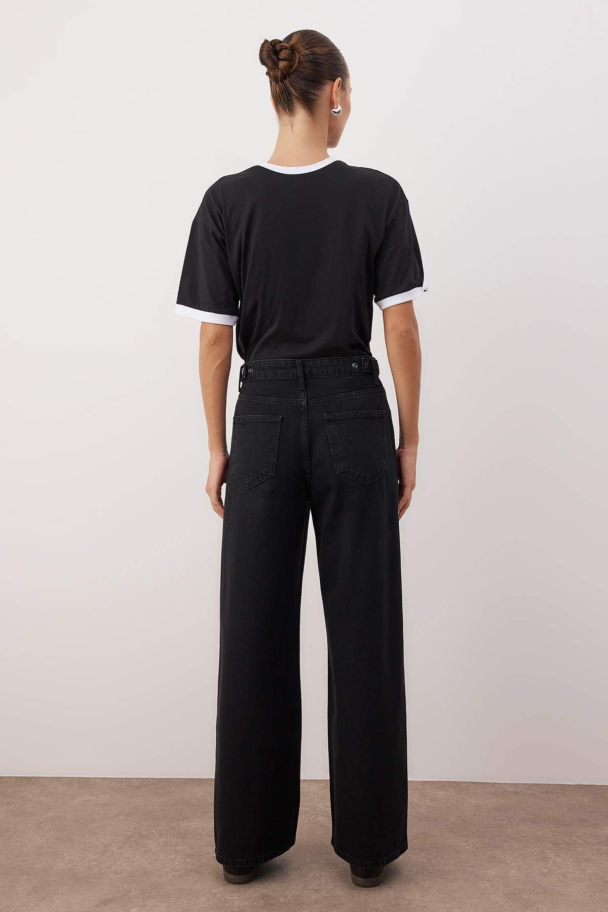 Trendyolmilla Mavi Beli Ayarlı Yüksek Bel Wide Leg/Geniş Paça Jeans TWOAW26JE00265