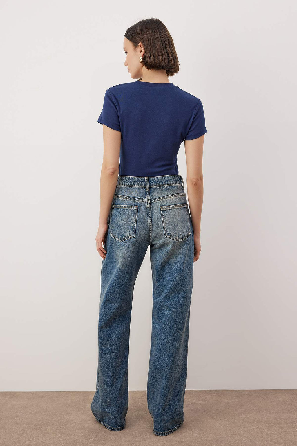 Trendyolmilla Mavi*002 Yüksek Bel Geniş Paça Wide Leg Smoke Jeans TWOAW24JE00075