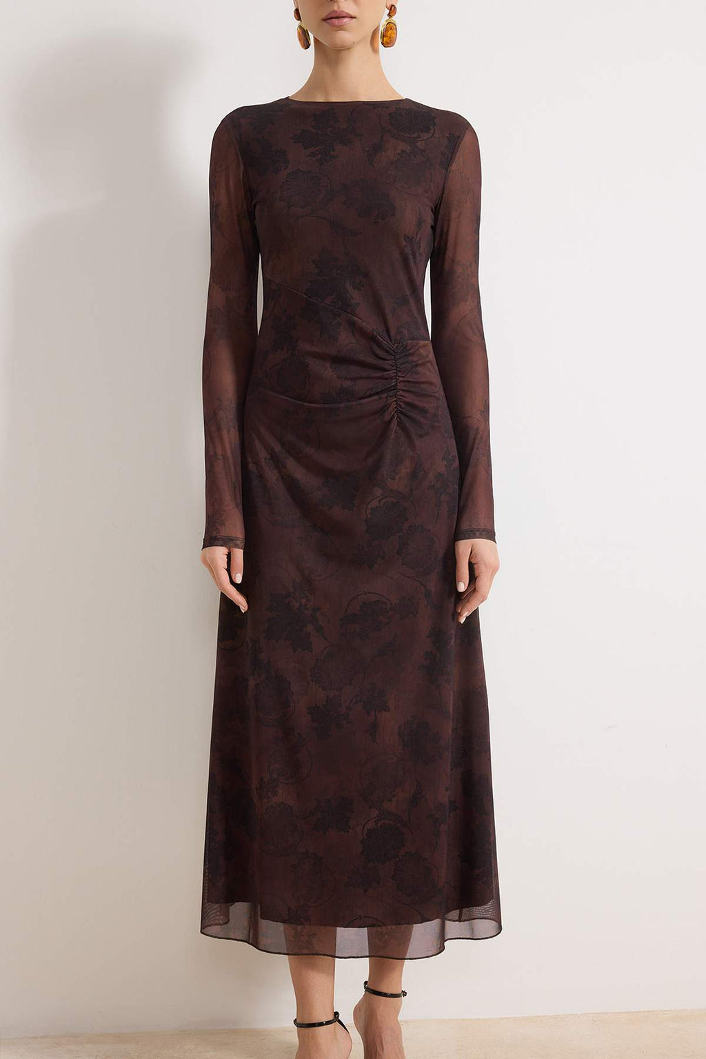 Trendyolmilla Kahverengi Baskılı Büzgü / Drape Maxi Örme Elbise TWOAW25EL00408