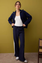 Lacivert Beli Lastikli Wide Leg/Geniş Paça Yanı Şeritli Kumaş Pantolon TWOAW26PL00042