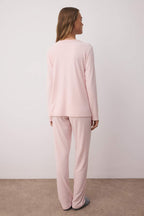 Pembe V Yaka Yumuşak Tuşe Fırçalı Kışlık Fitilli Örme Pijama Takımı THMAW26PT00074