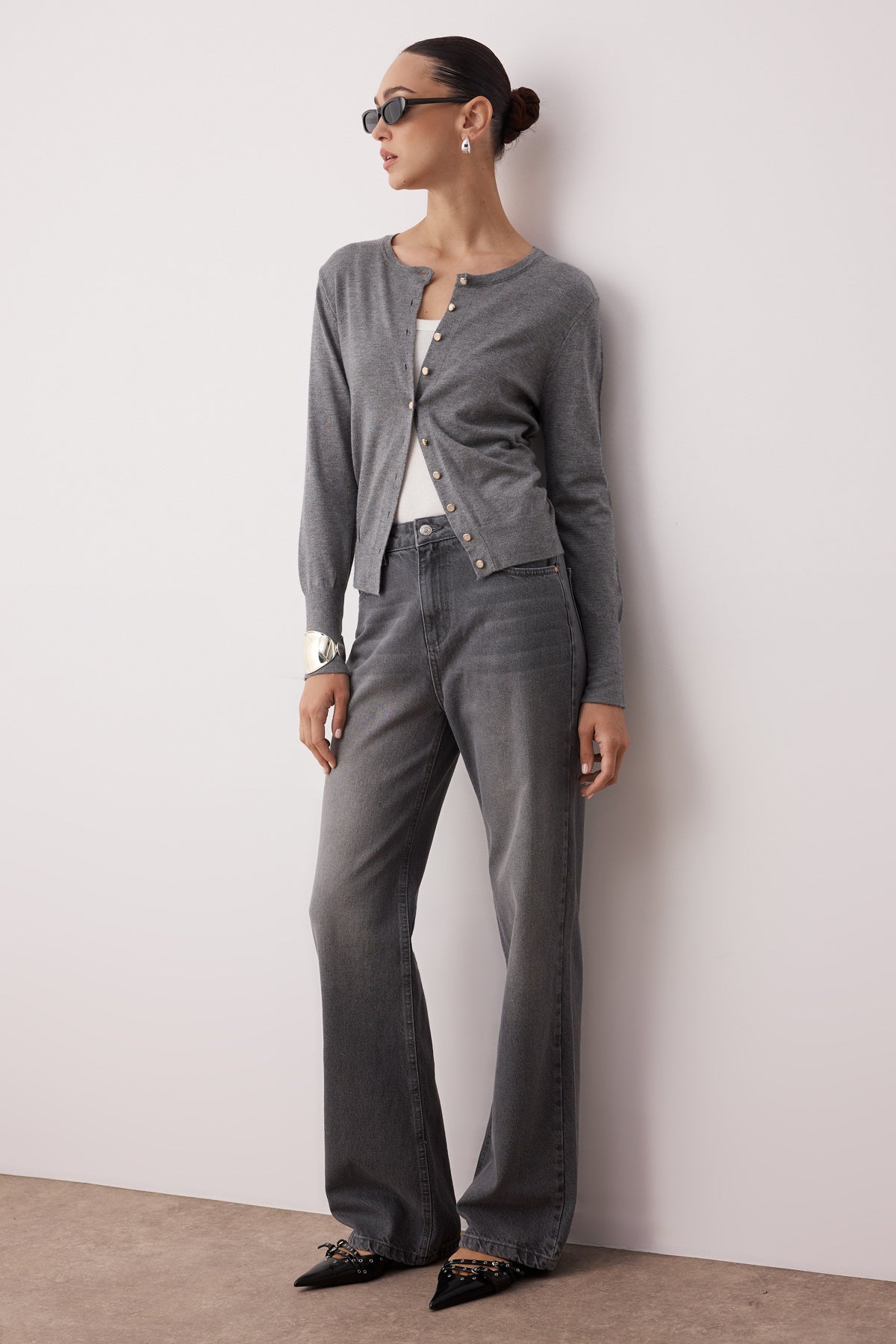 Trendyolmilla Mavi Soluk Efekt Vintage Yüksek Bel Wide Leg Geniş Paça %100 Pamuk Non-Stretch Jeans TWOAW24JE00089