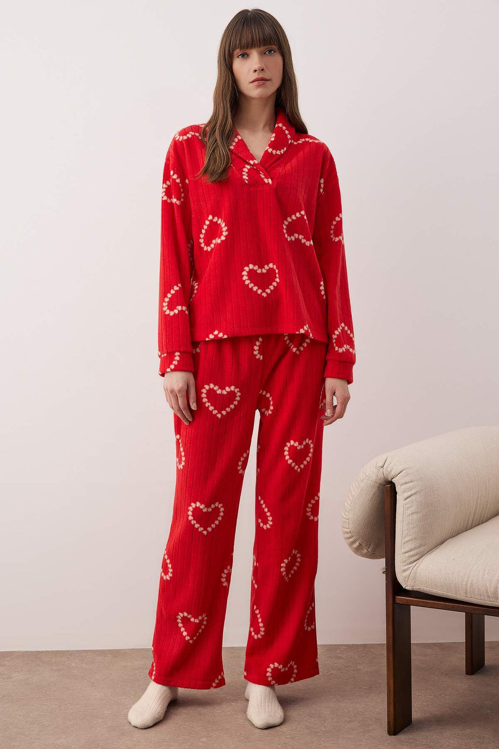 Kırmızı Kalpli Polar Kışlık Örme Pijama Takımı THMAW25PT00058