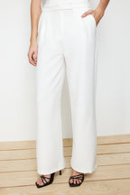 Trendyolmilla Ekru Wide Leg/Geniş Paça Yüksek Bel Dokuma Kumaş Pantolon TWOAW22PL0066