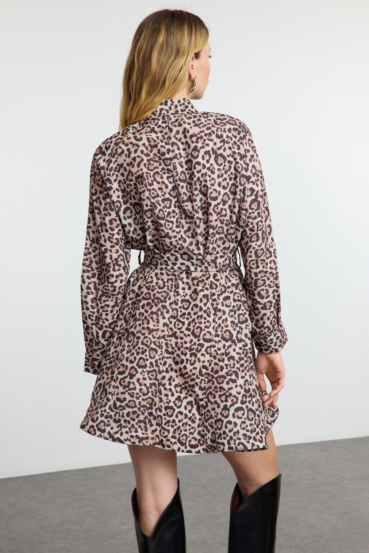 Trendyolmilla Nar Çiçeği Çizgili Kuşaklı Kısa / Mini  Dokuma Elbise TWOAW25EL00154