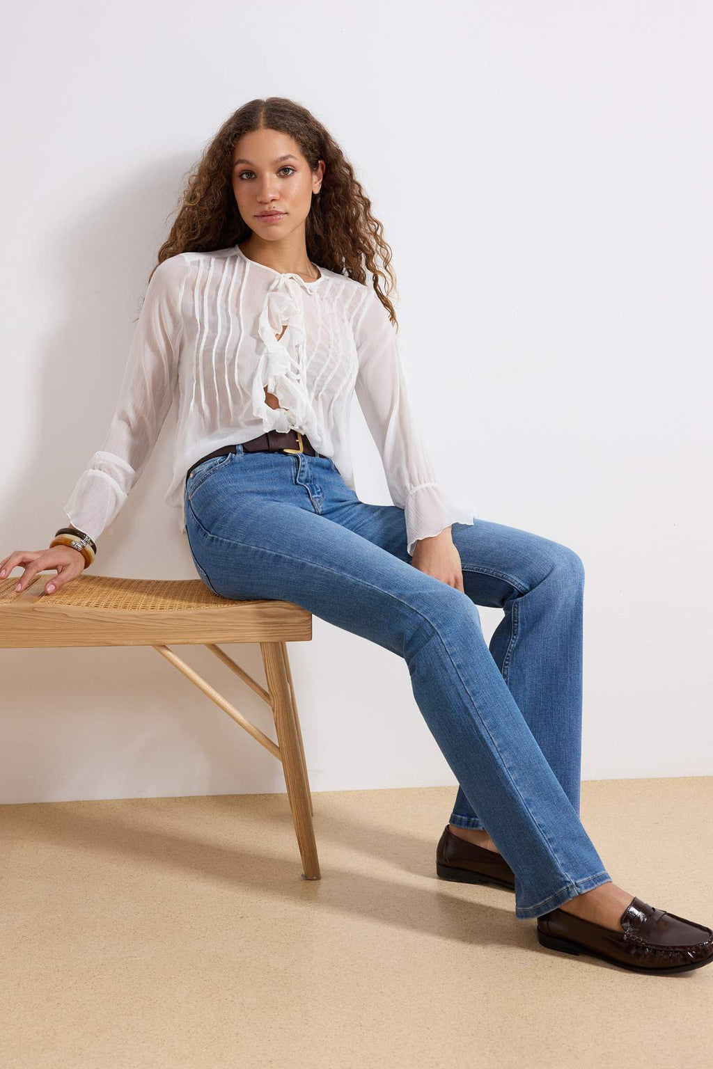 Trendyolmilla Mavi Yüksek Bel Comfort/Esnek İspanyol Paça Flare Jeans TWOAW26JE00095