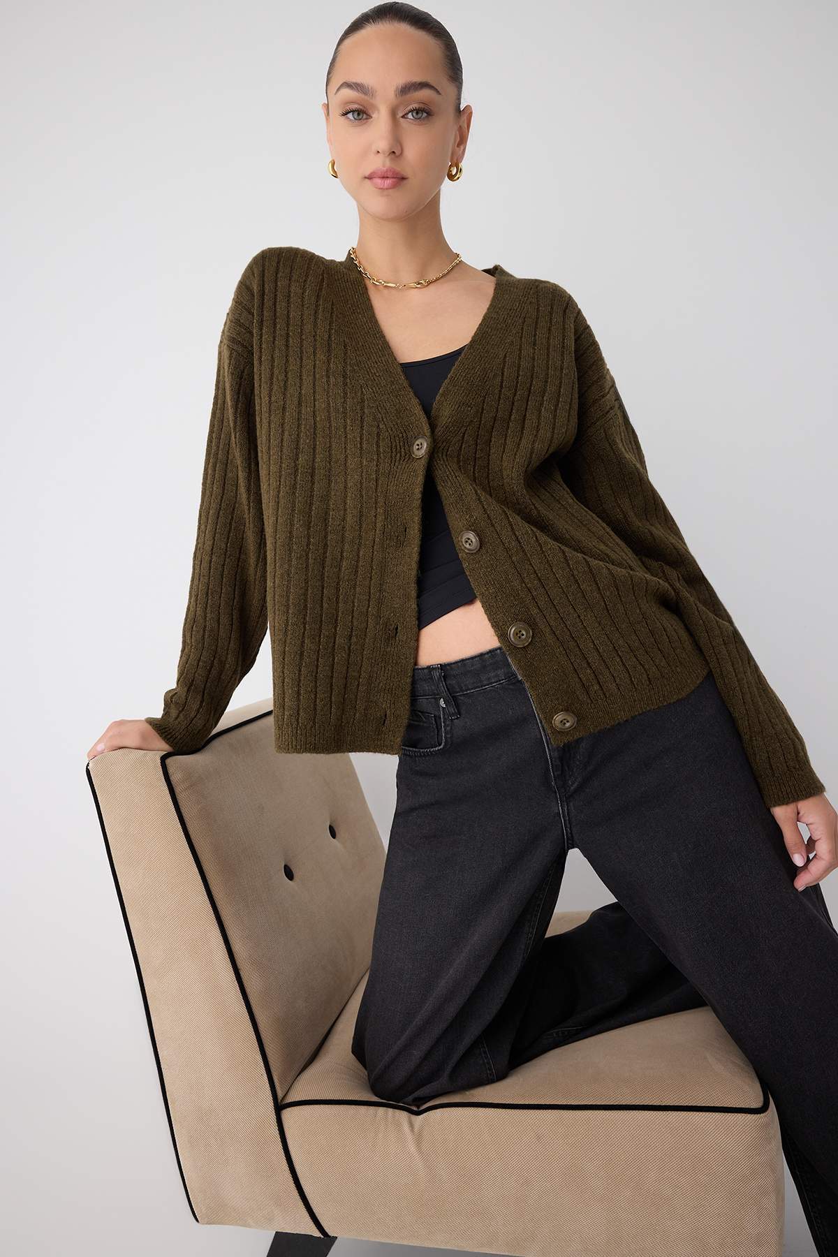 Trendyolmilla Wardrobe Essentials Taş Yumuşak Dokulu Basic Geniş Kalıp Triko Hırka | TWOAW26HI00119
