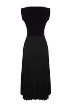Trendyolmilla Bordo Piliseli Astarlı Kolsuz Esnek Örme Midi Elbise TWOSS24EL00785