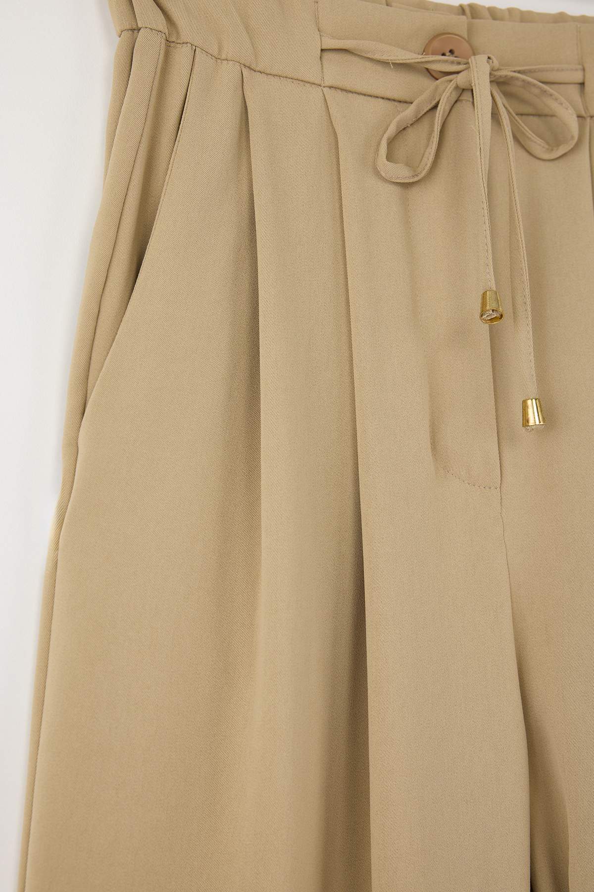 Trendyolmilla Açık Haki Şalvar/Harem Bağcıklı Pantolon TWOSS25PL00126