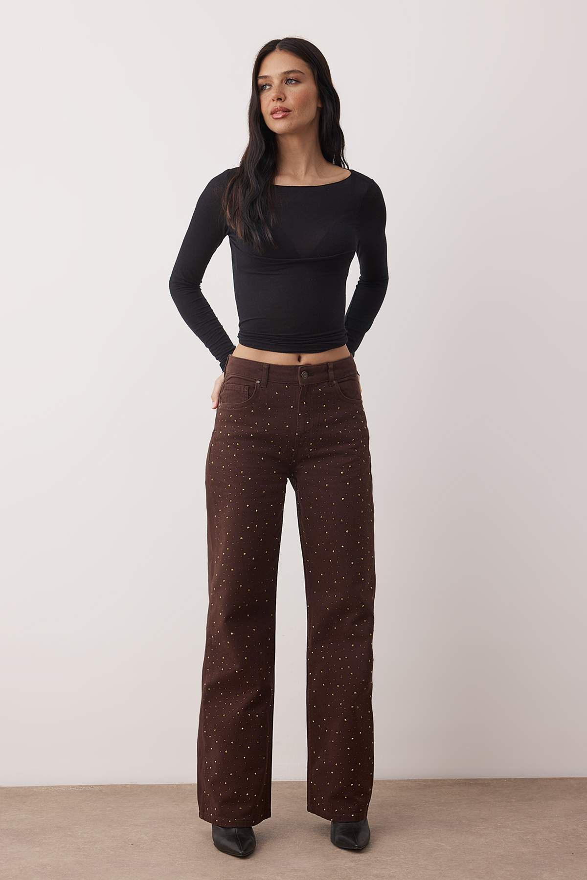 Trendyolmilla Kahverengi Taşlı Yüksek Bel Wide Leg Jeans TWOAW23JE00442