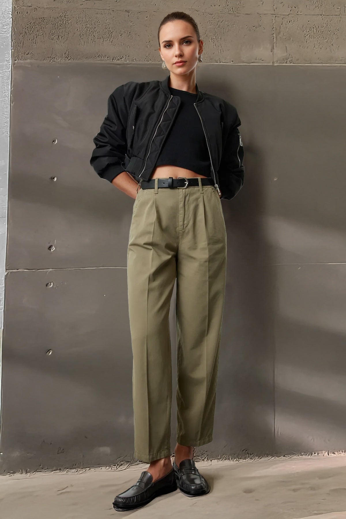 Haki Kemerli Yüksek Bel Mom %100 Pamuk Non-Stretch Jeans TWOAW25JE00252