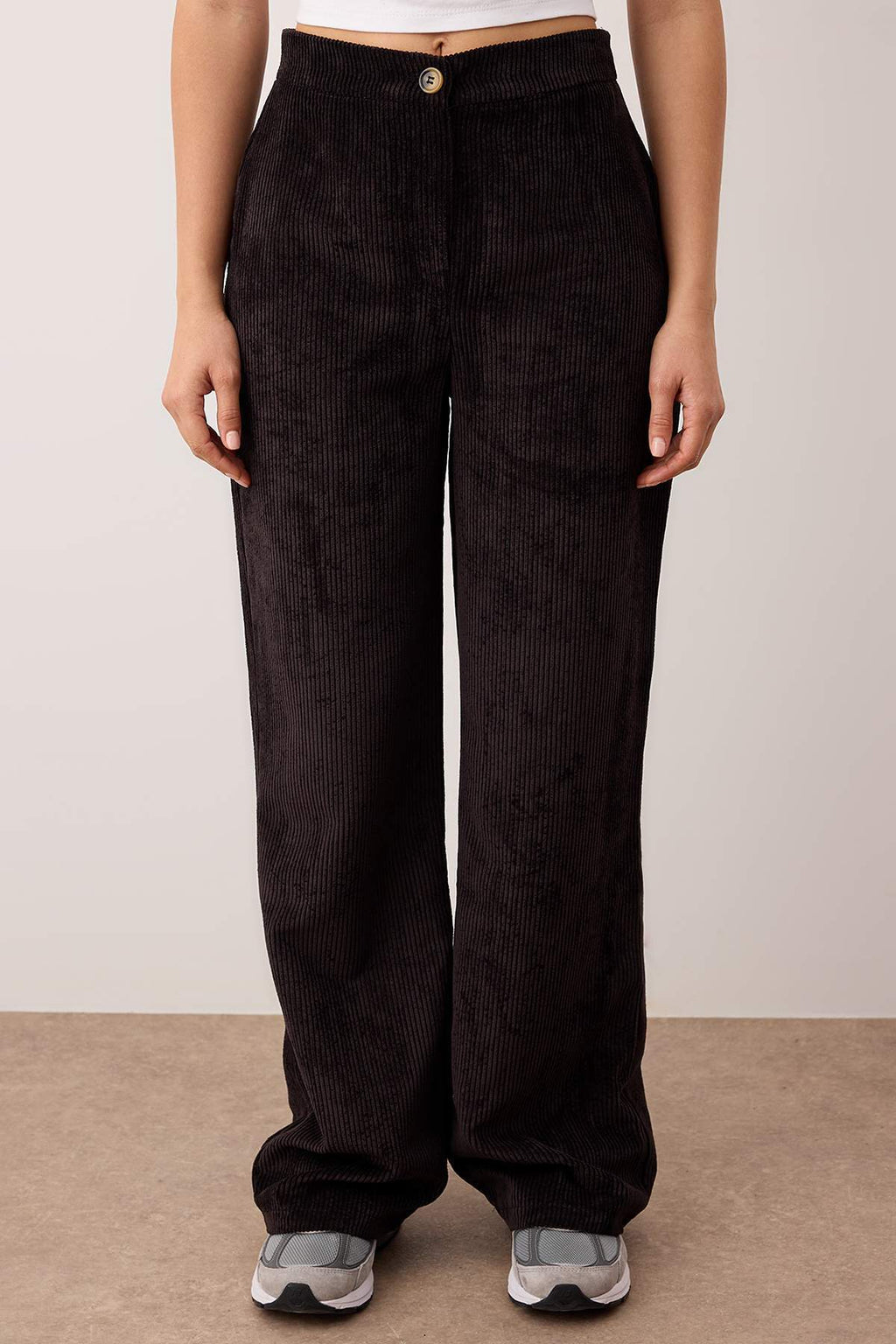 Siyah Kadife Geniş Paça Pantolon TWOAW26PL00071