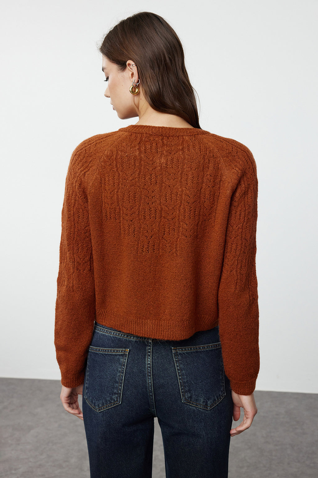 Trendyolmilla Tarçın Yumuşak Dokulu Ajurlu/Delikli Triko Hırka TWOAW21HI0020