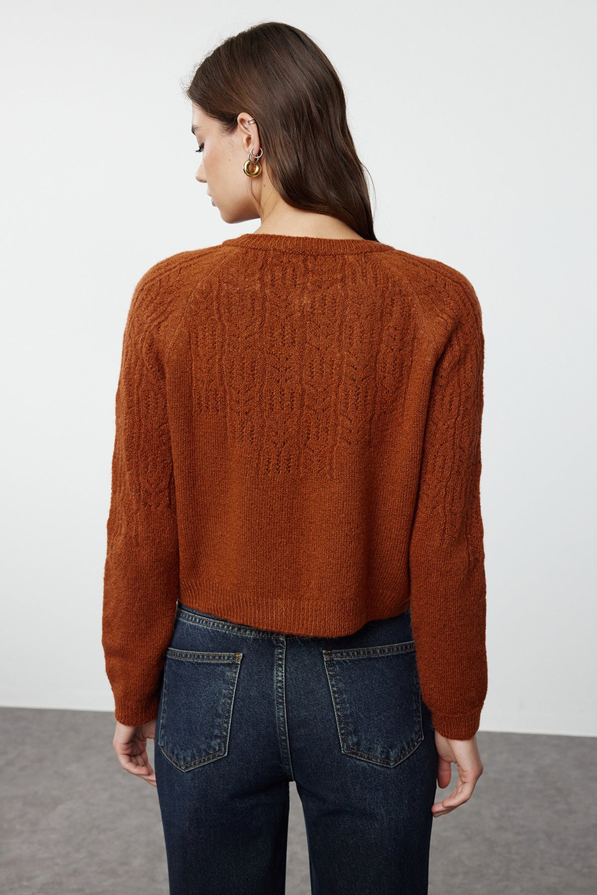 Trendyolmilla Tarçın Yumuşak Dokulu Ajurlu/Delikli Triko Hırka TWOAW21HI0020