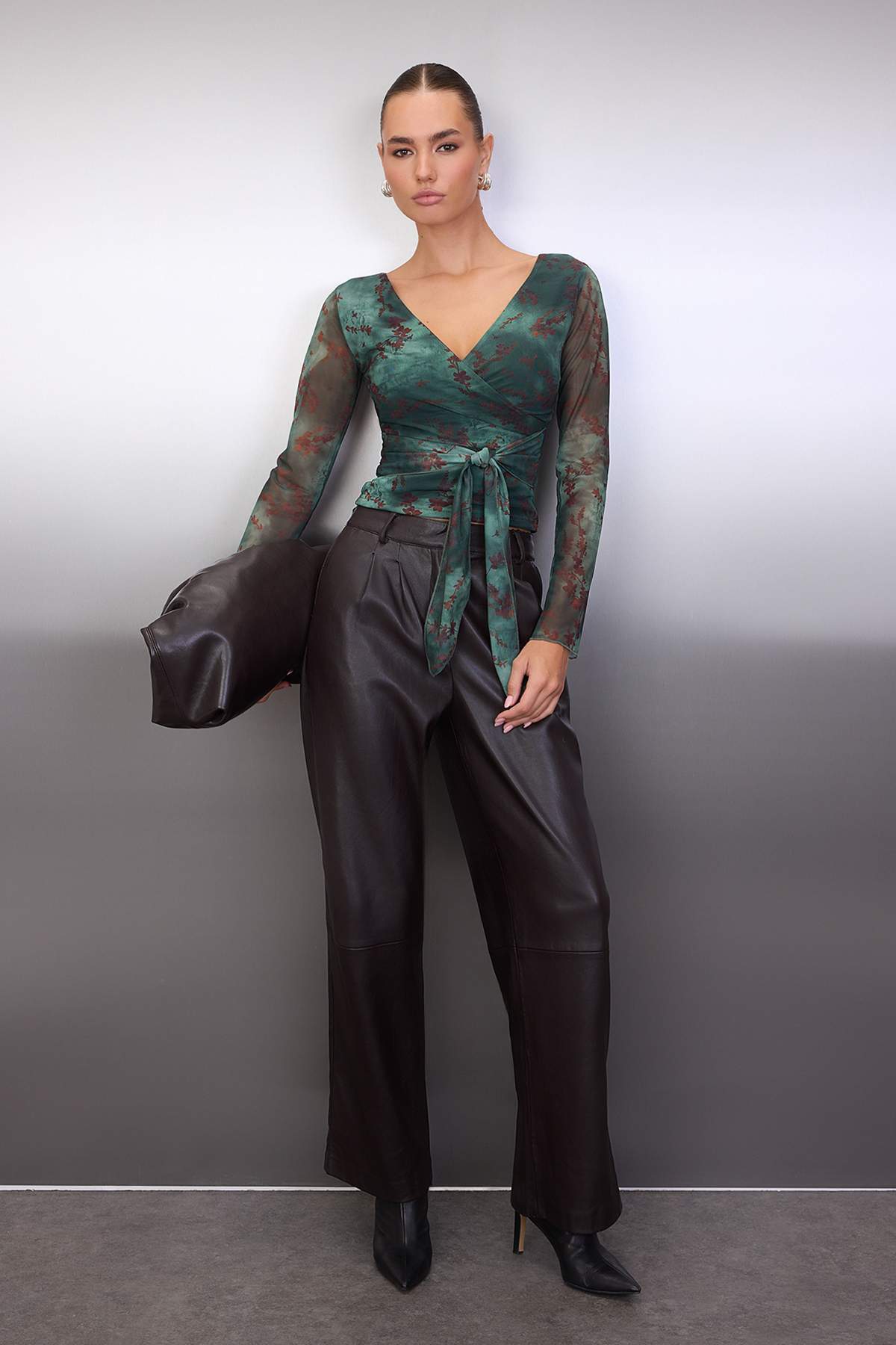 Trendyolmilla Teen Kahverengi Animal Anvelop Fitted/Vücuda Oturan Örme Bluz TWOAW26BZ00226