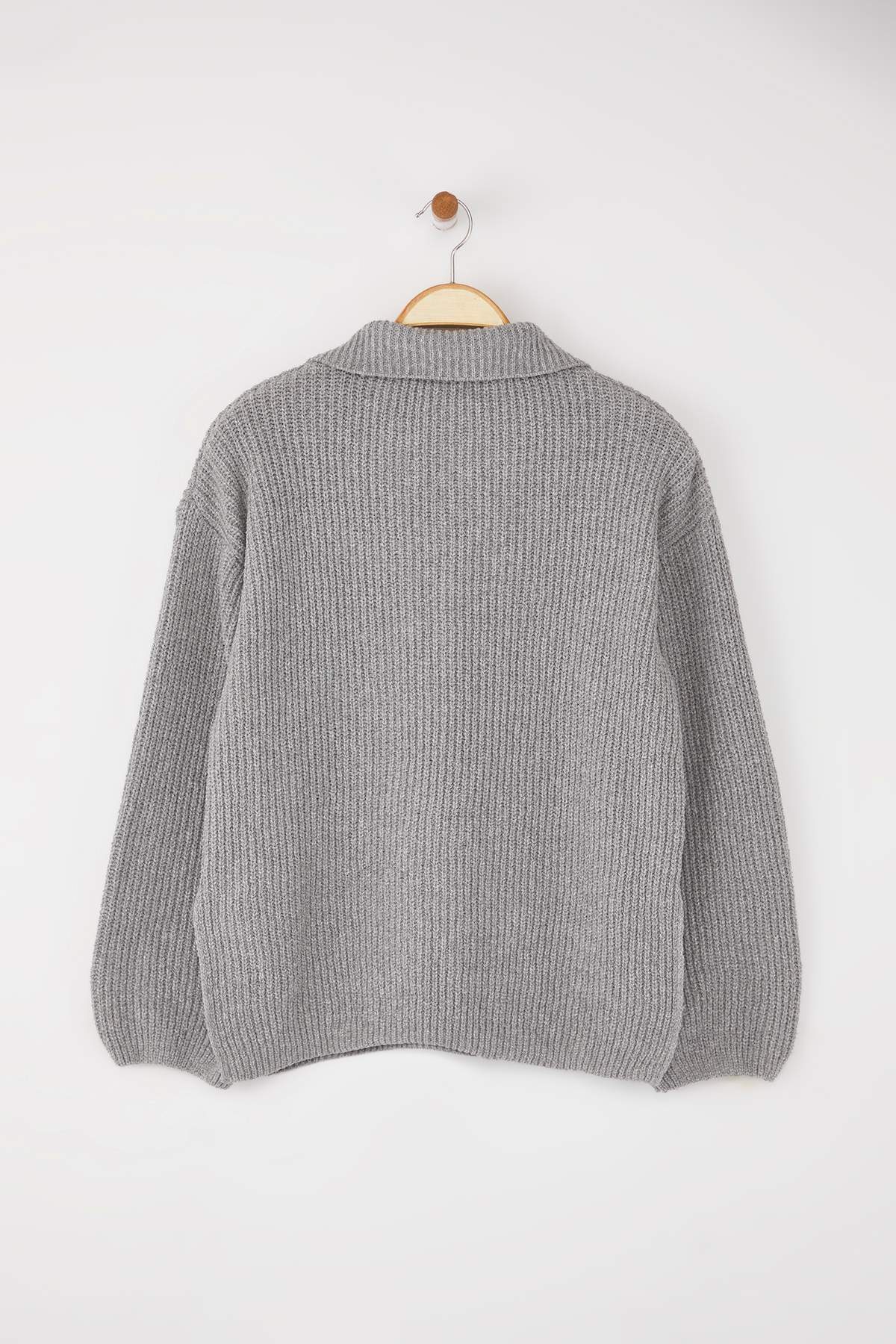 Trendyolmilla More Sustainable Ekru Triko Kazak TWOAW24KZ01119