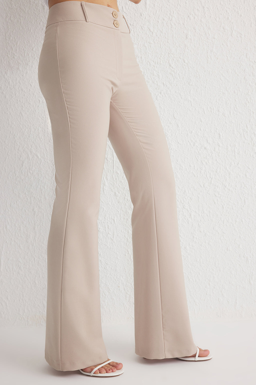 Trendyolmilla Vizon İspanyol Paça Normal Bel Dokuma Pantolon TWOSS25PL00065