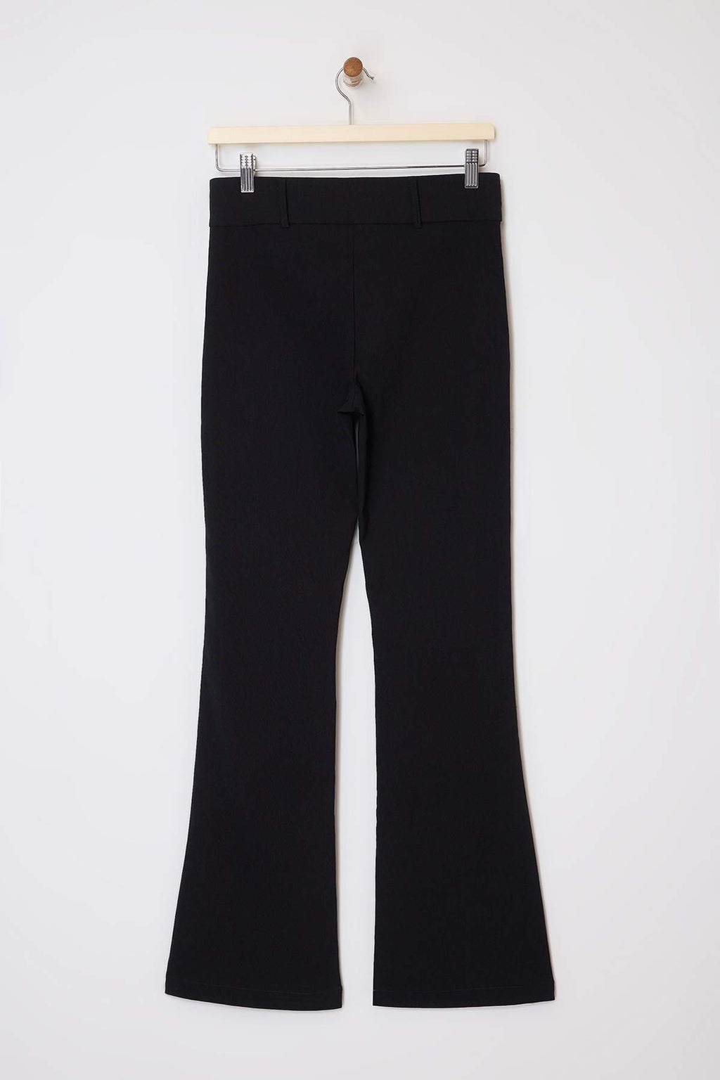 Siyah Bengalin Esnek Kumaş Flare Düşük Bel Pantolon TWOSS26PL00006