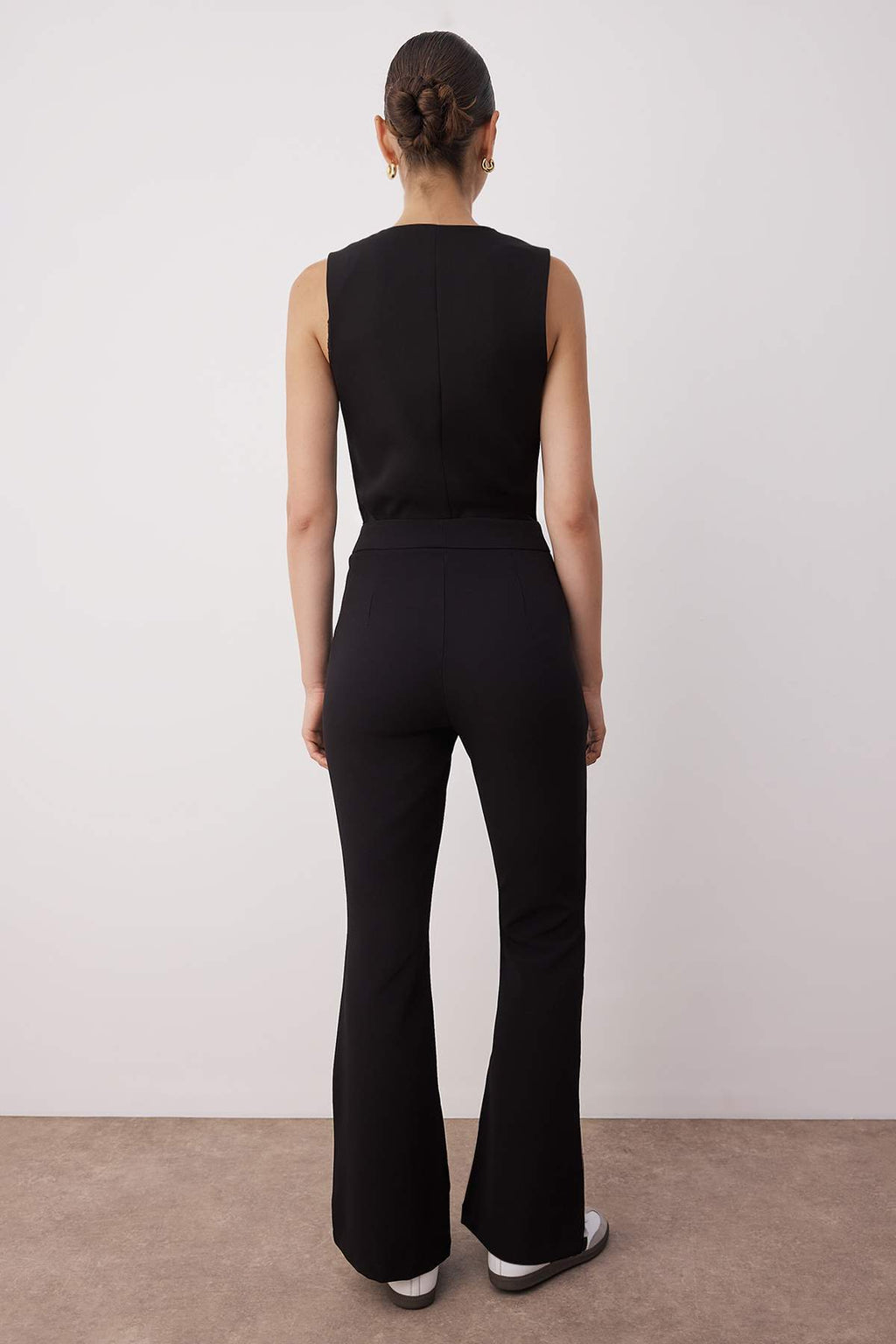Trendyolmilla Siyah Flare İspanyol Paça Bootcut Dokuma Pantolon TOFAW19BB0581
