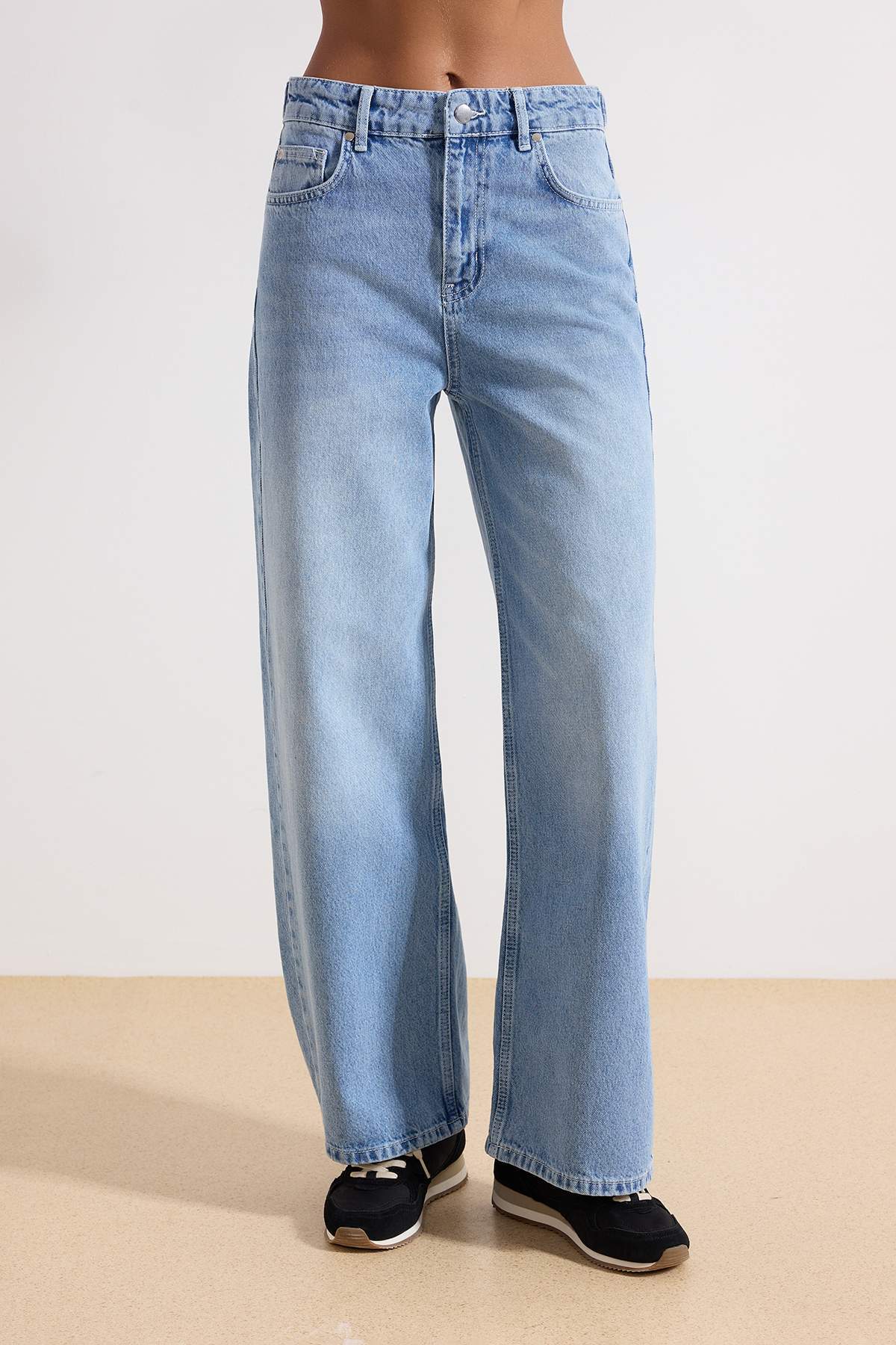 Trendyolmilla Mavi Beli Ayarlı Yüksek Bel Wide Leg/Geniş Paça Jeans TWOAW26JE00265