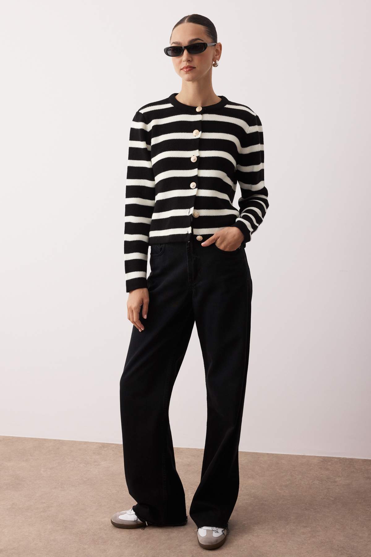 Trendyolmilla Indigo Çizgili Basic Ceket Görünümlü Triko Hırka TWOAW24HI00091
