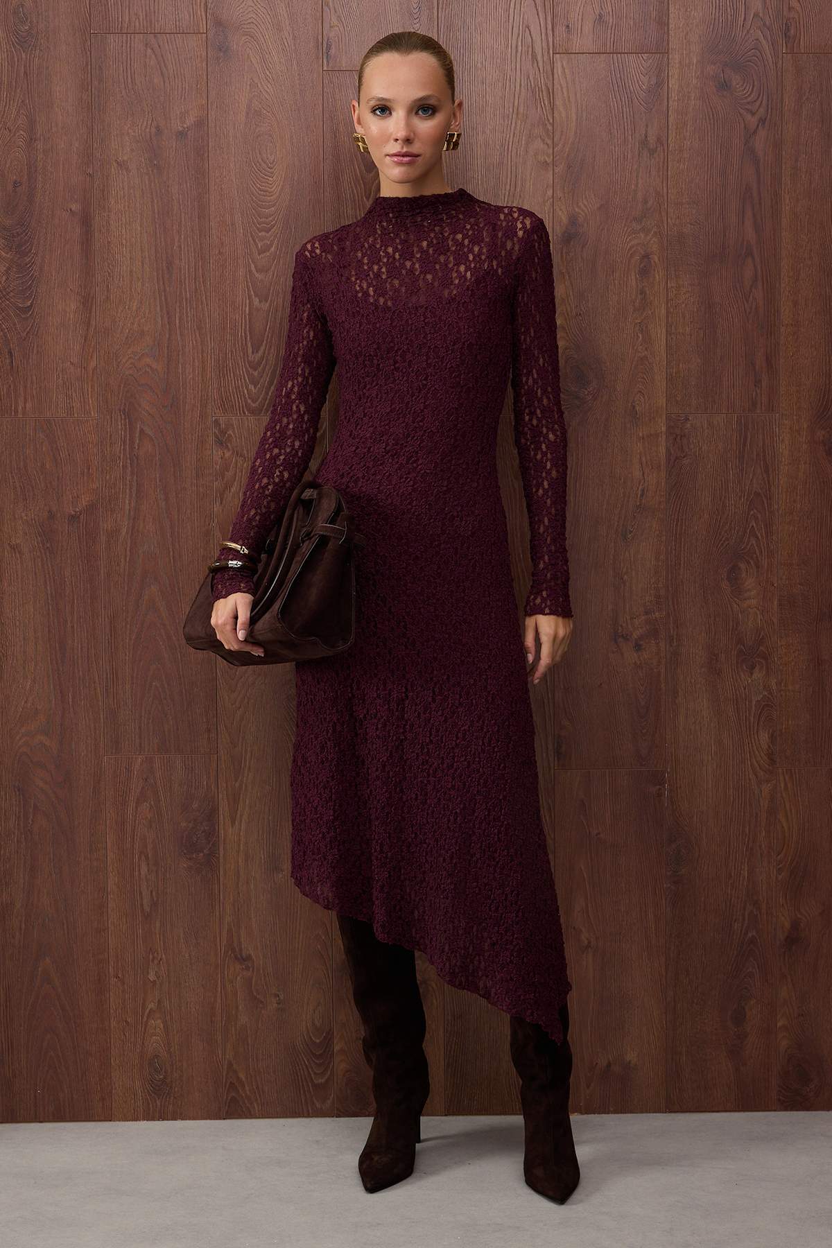 Trendyolmilla Özel Koleksiyon Mürdüm Düz Asimetrik Bodycon/Vücuda Oturan Maxi Örme Dantel Elbise TWOAW26EL00057 Main image