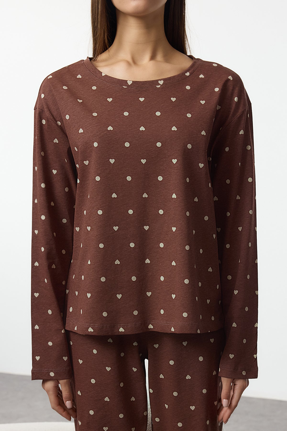 Trendyolmilla Siyah %100 Pamuklu Puantiye ve Kalpli Örme Pijama Takımı THMAW25PT00039