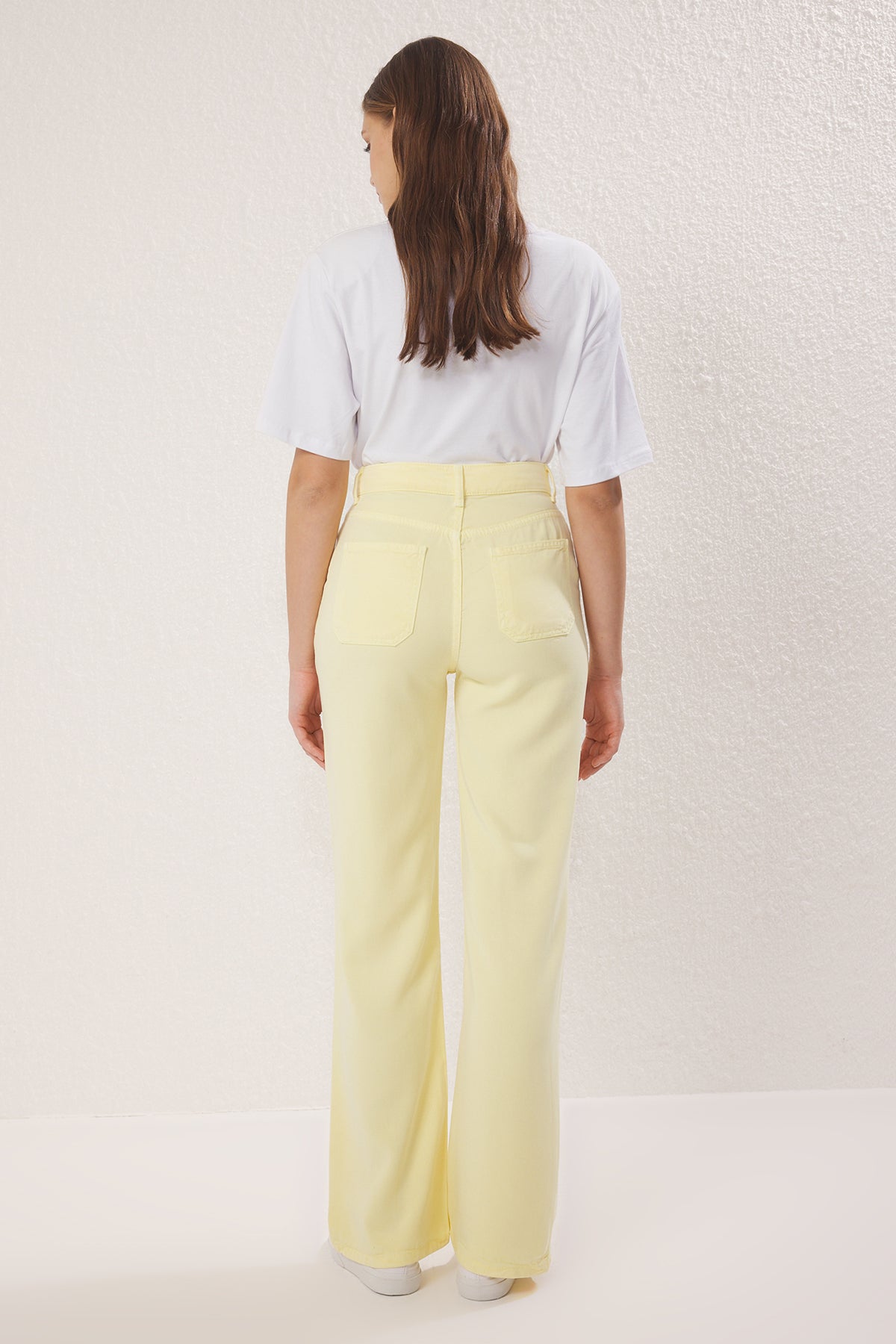 Trendyolmilla More Sustainable Mint %100 Tencel™ Düşük Bel Wide Leg Jeans TWOSS23JE00219
