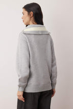 Gri Triko Garnili Düz Relaxed/Rahat Kalıp Örme Sweatshirt TWOAW26SW00234