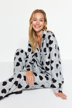 Trendyolmilla Gri Kalpli Viskon Dokuma Pijama Takımı THMAW21PT0936