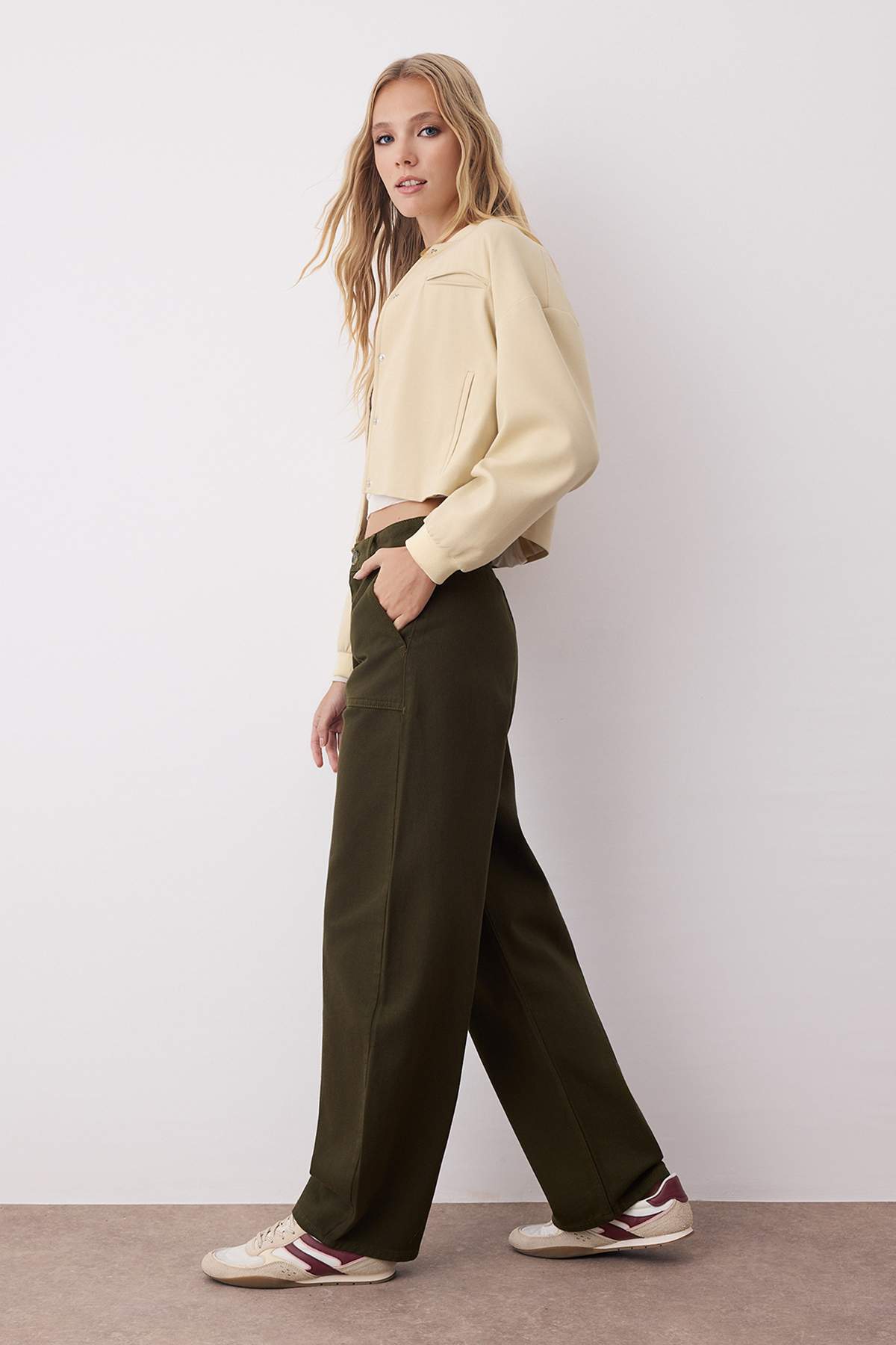 Trendyolmilla Siyah Barrel Kalıp %100 Pamuk Gabardin Pantolon TWOAW26PL00084