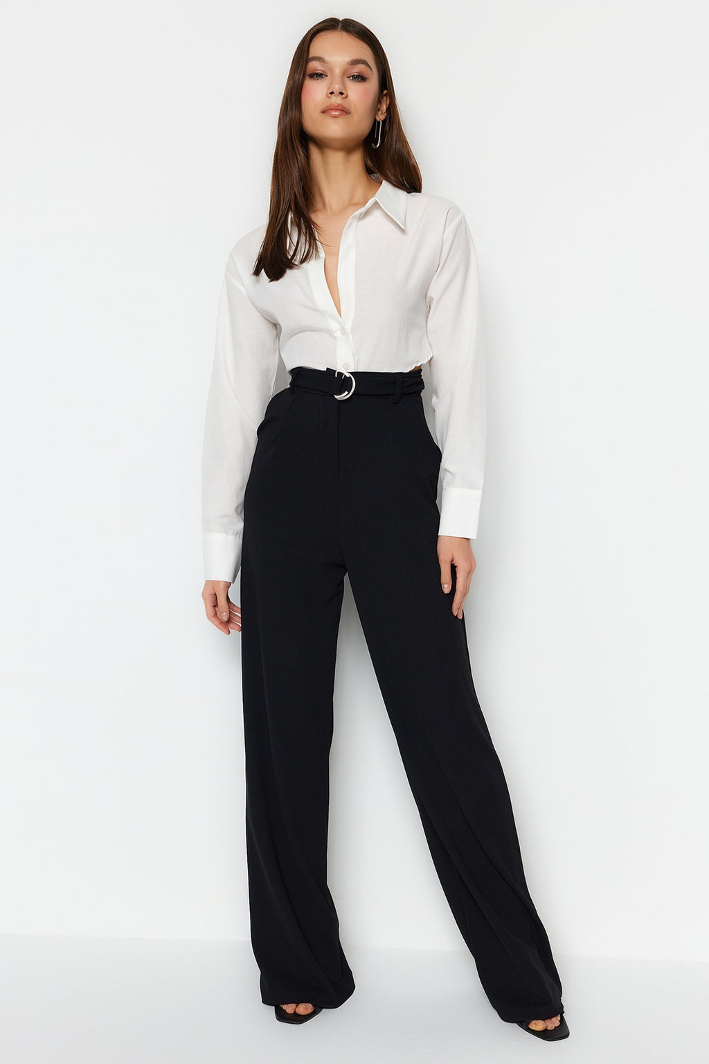 Trendyolmilla Koyu Kahverengi Kemerli Wideleg/Geniş Paça Yüksek Bel Smart Krep Kumaş Örme Pantolon TWOSS23PL00330