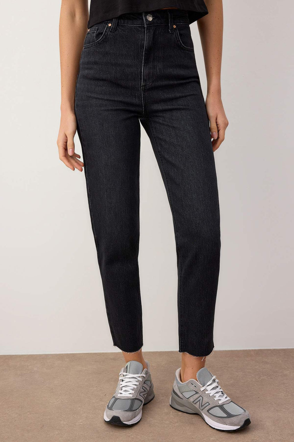 Trendyolmilla Açık Mavi Yüksek Bel Mom Comfort Jeans TWOSS25JE00279