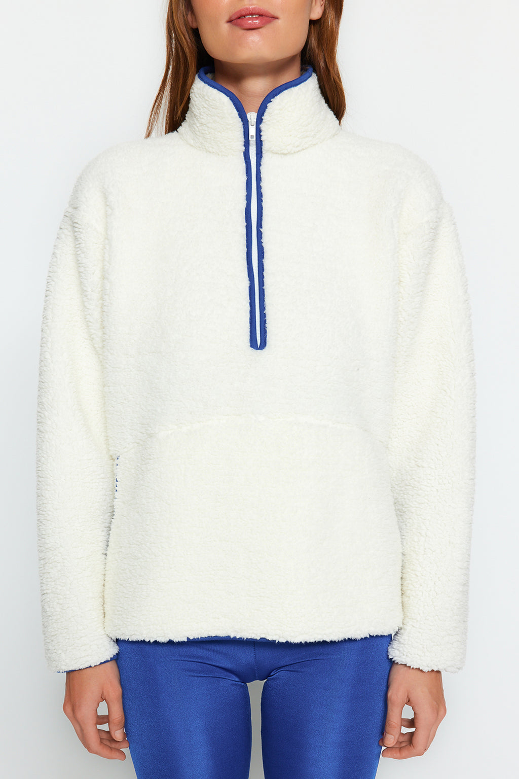 Trendyolmilla Beyaz Peluş Örme Spor Sweatshirt THMAW23SW00021