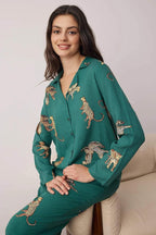 Trendyolmilla Ekru Kaplan Desenli Viskon Dokuma Pijama Takımı THMAW25PT00036