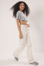 Trendyolmilla Ekru Paçası Kesikli Yüksek Bel Straight %100 Pamuk Non-Stretch Jeans TWOAW25JE00378