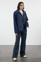 Trendyolmilla Winter Essentials Indigo Kalın Polar Fermuarlı Dik Yaka Cepli Örme Sweatshirt TWOAW24SW00071