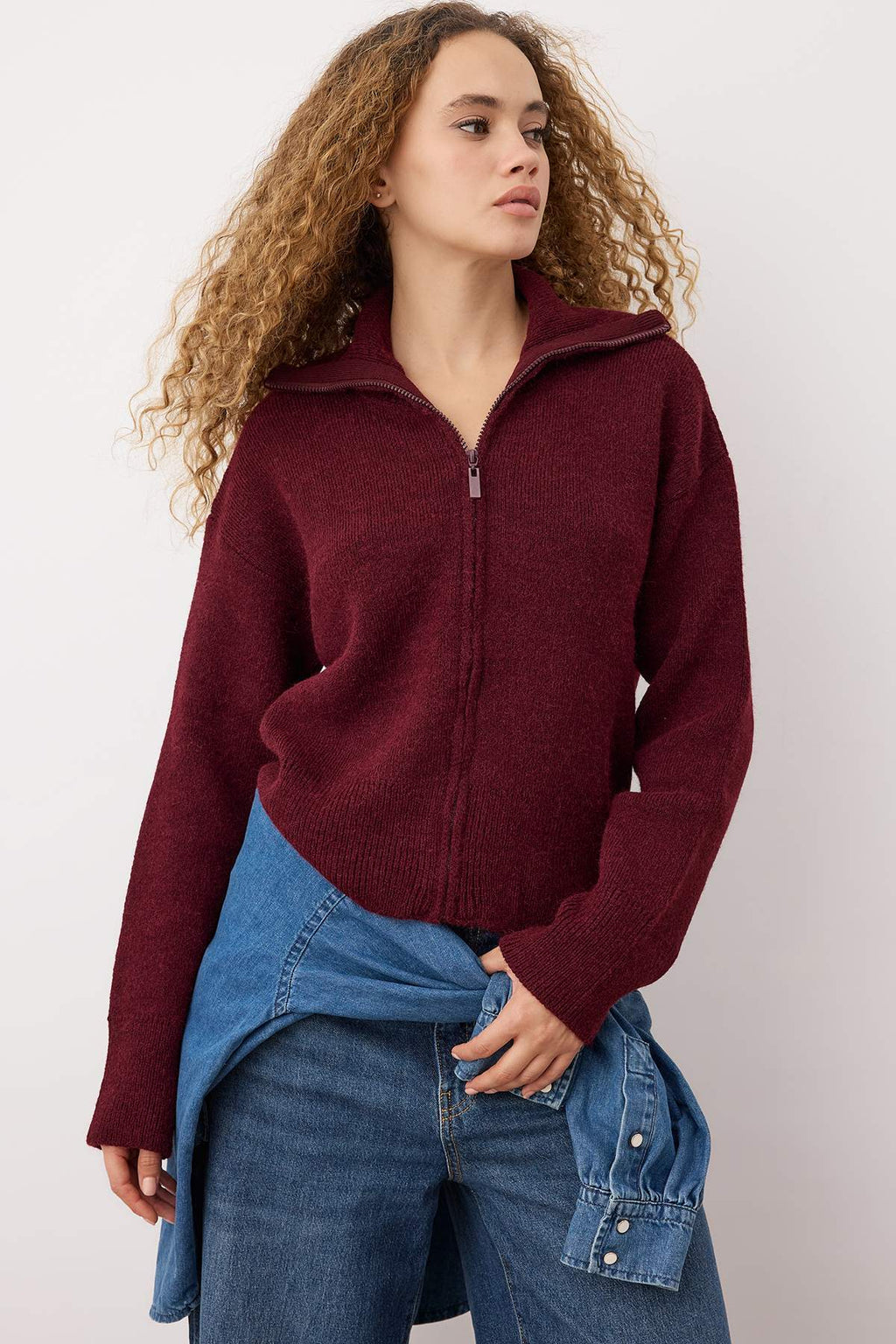 Trendyolmilla Wardrobe Essentials Taş Yumuşak Dokulu Geniş Kalıp Fermuarlı Triko Hırka | TWOAW26HI00092
