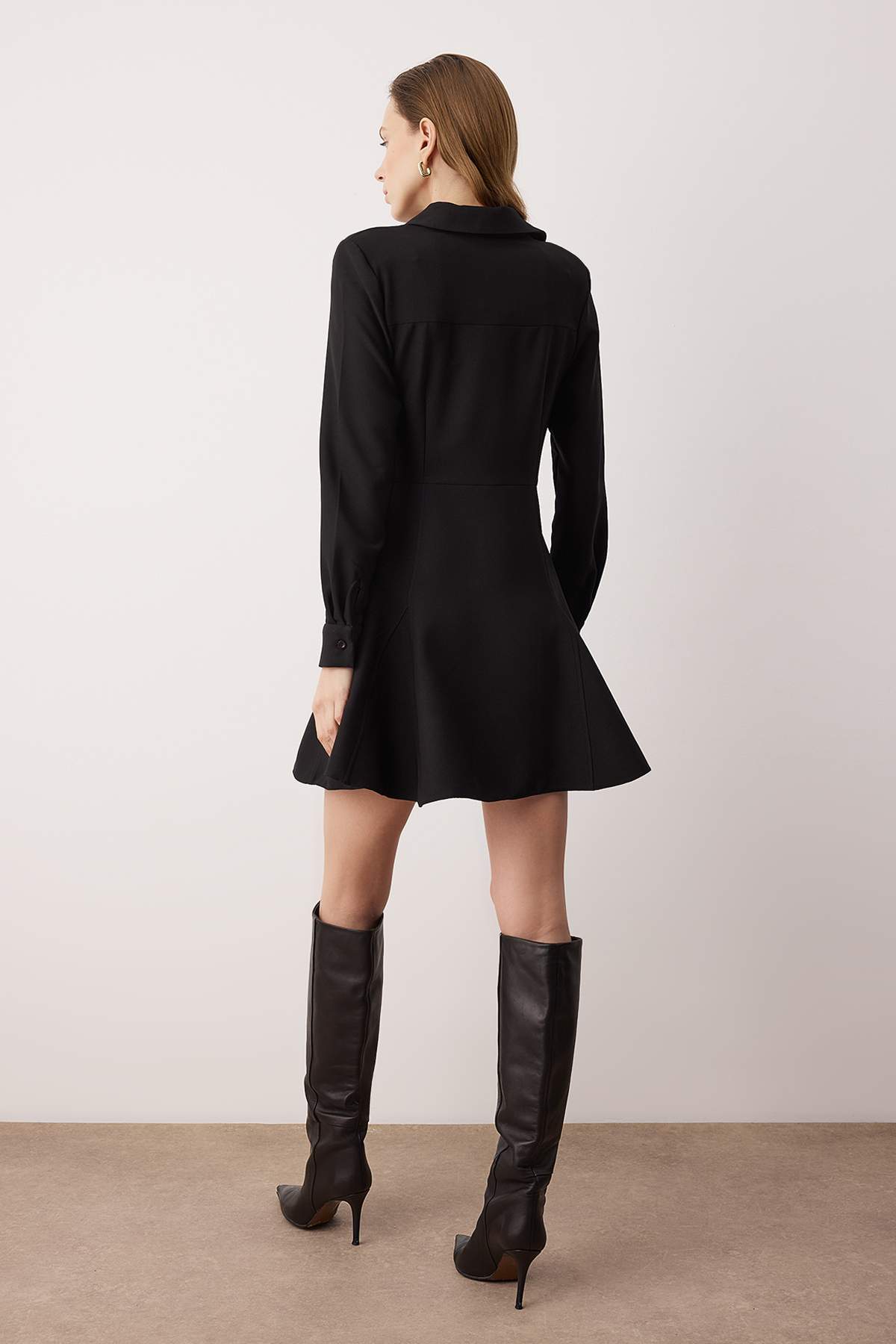 Trendyolmilla Siyah Mini Dokuma Elbise TWOAW26EL00305