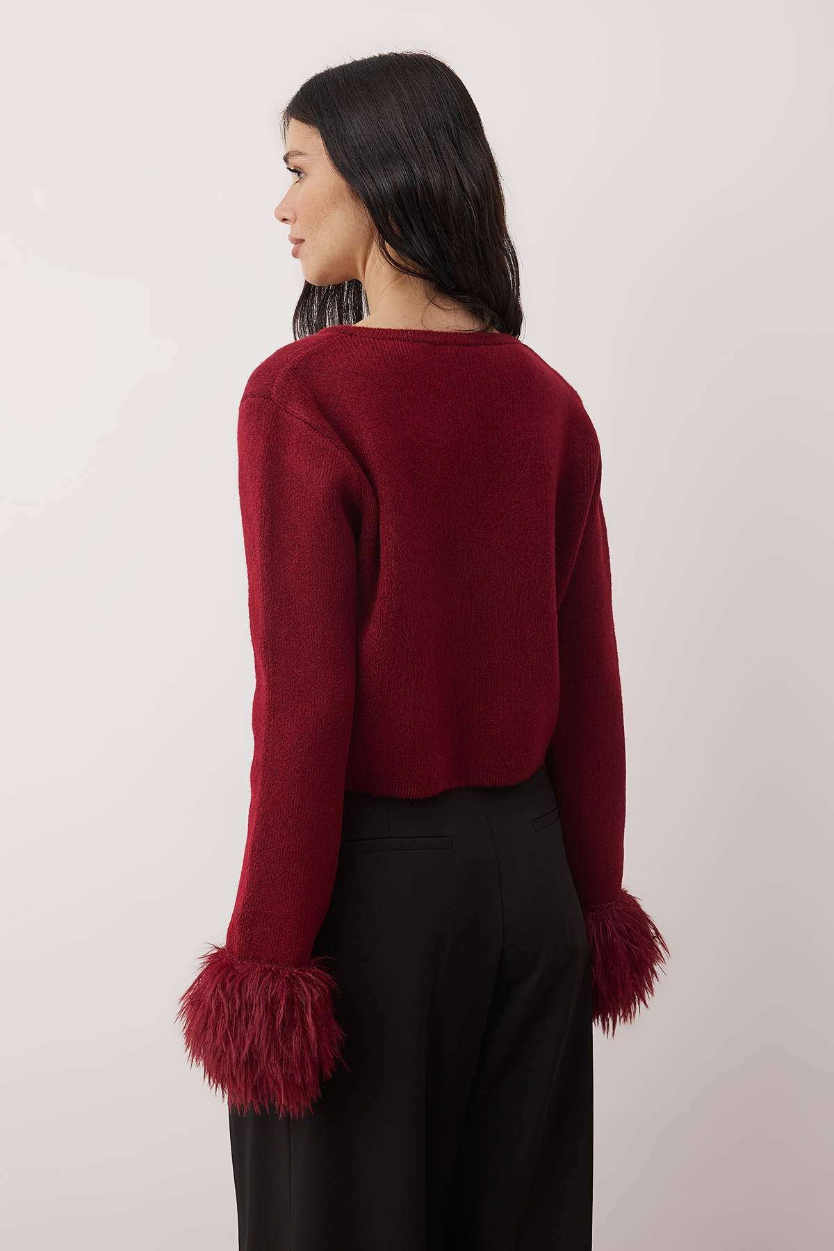 Trendyolmilla Bordo Otriş ve Düğme Detaylı Triko Hırka TWOAW26HI00280