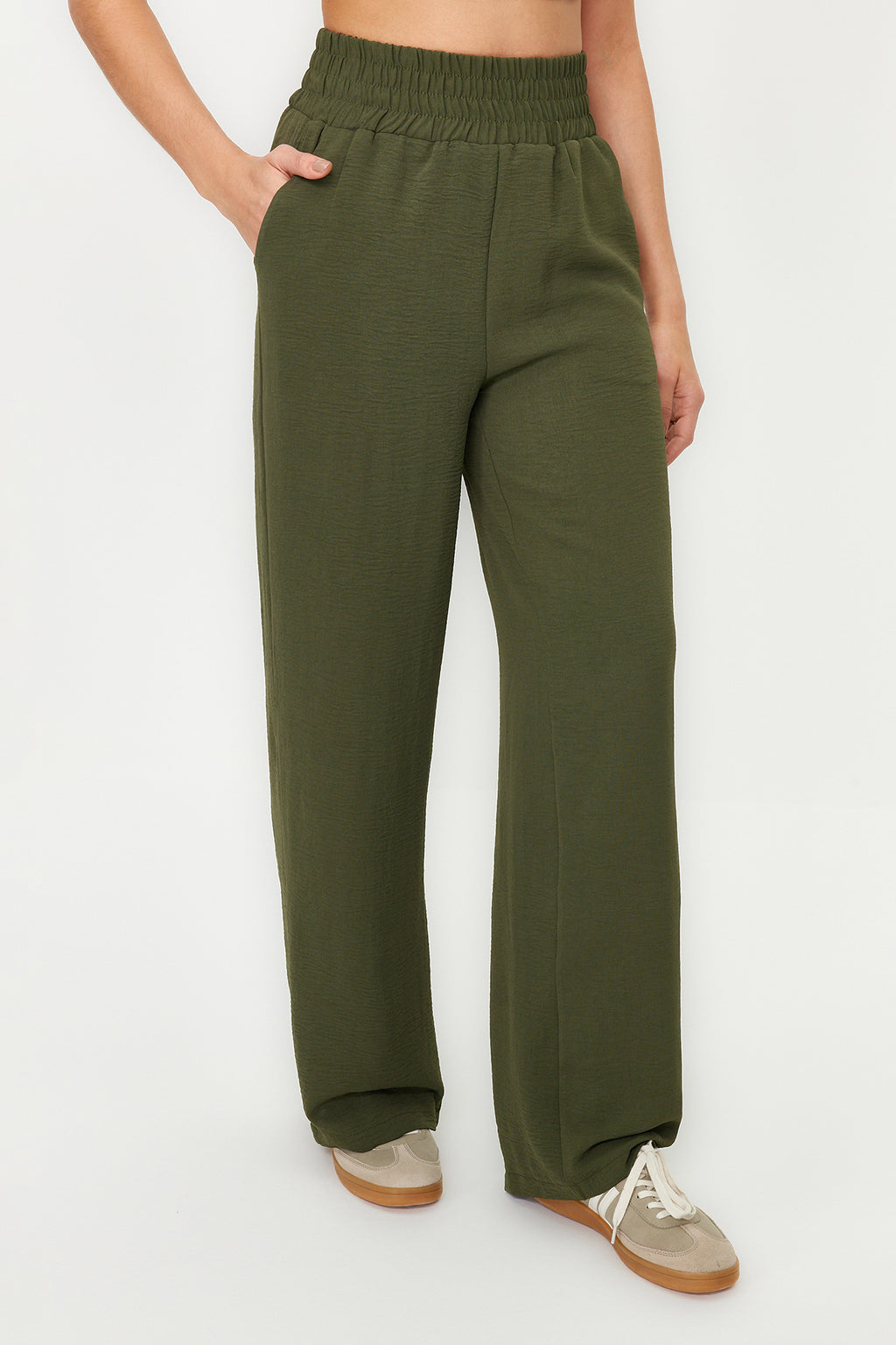 Trendyolmilla Haki Wide Leg/Geniş Paça Beli Lastikli Dokuma Pantolon TWOSS22PL00024