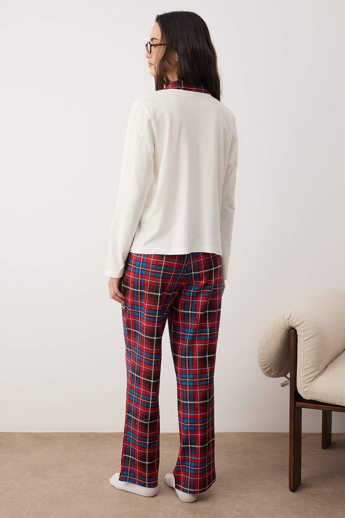 Ekru %100 Pamuklu Ekoseli Kedi Baskılı Örme Pijama Takımı THMAW26PT00153