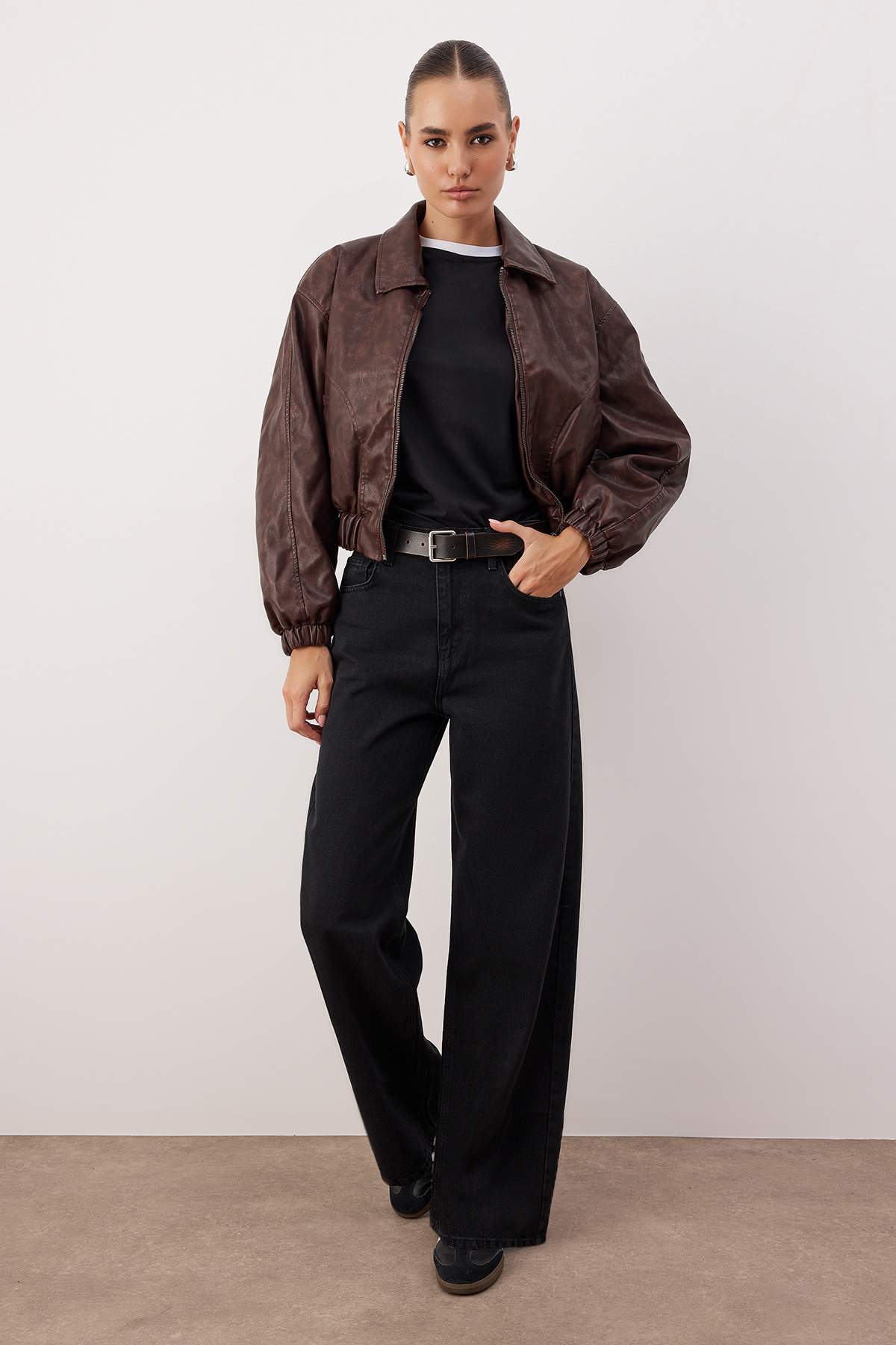 Trendyolmilla Mavi Beli Ayarlı Yüksek Bel Wide Leg/Geniş Paça Jeans TWOAW26JE00265