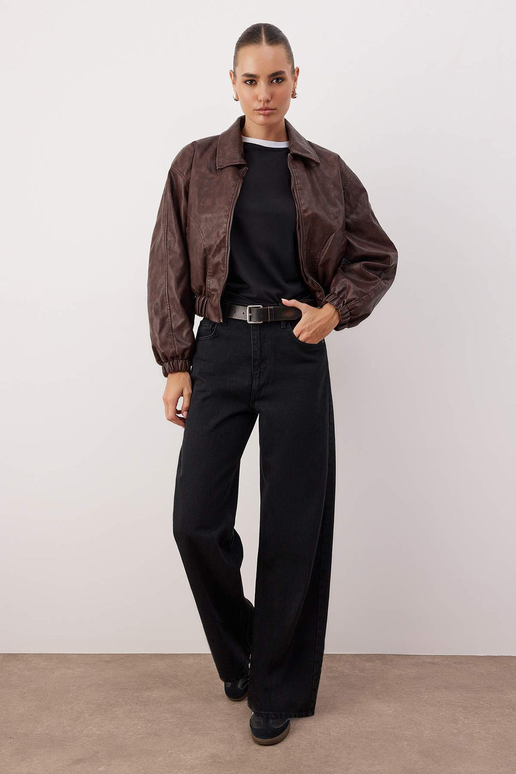 Trendyolmilla Mavi Beli Ayarlı Yüksek Bel Wide Leg/Geniş Paça Jeans TWOAW26JE00265