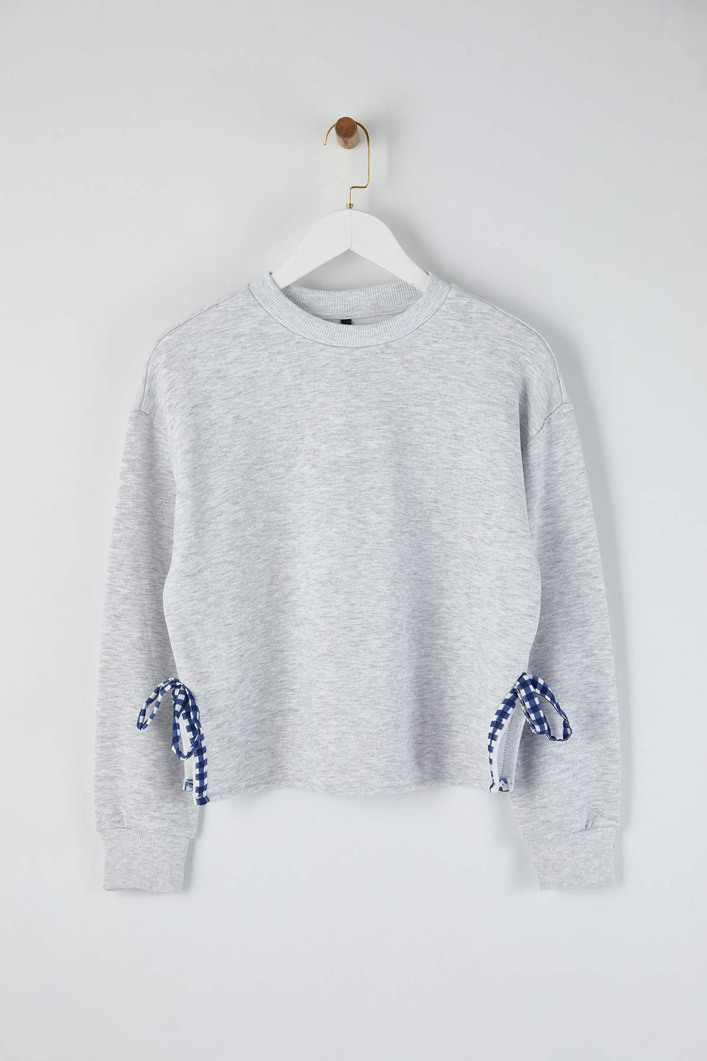 Trendyolmilla Lacivert Kalın İçi Polarlı Kurdele Detaylı Crop Boy Örme Sweatshirt TWOAW26SW00075