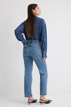 Trendyolmilla Beyaz Yüksek Bel Düz Kesim Comfort/Esnek Straight Jeans TWOSS25JE00099