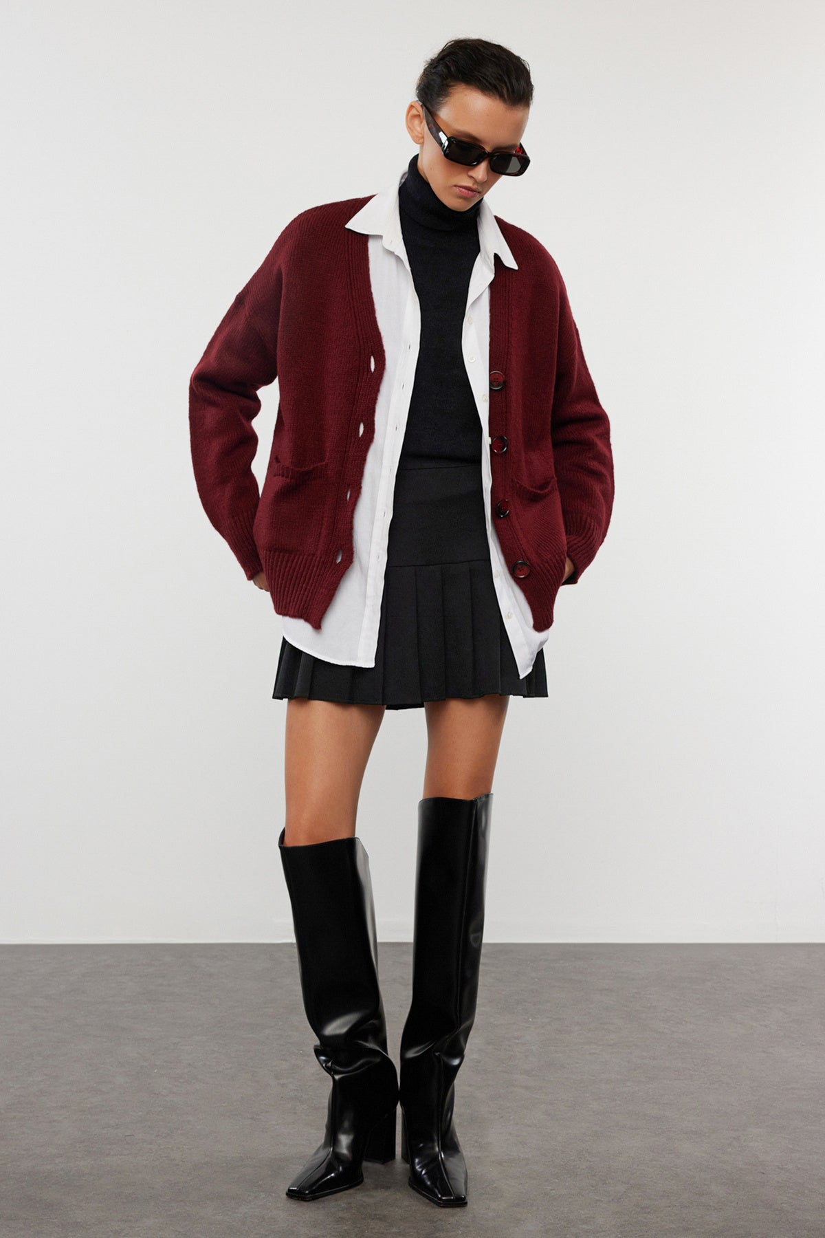 Trendyolmilla Bordo Basic Yumuşak Dokulu Triko Hırka TWOAW20HI0213 Main image